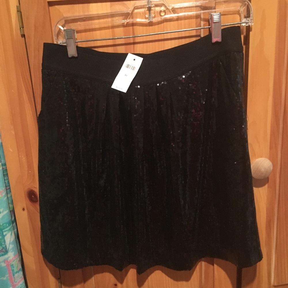 NWT Ann Taylor black sequined skirt size 6